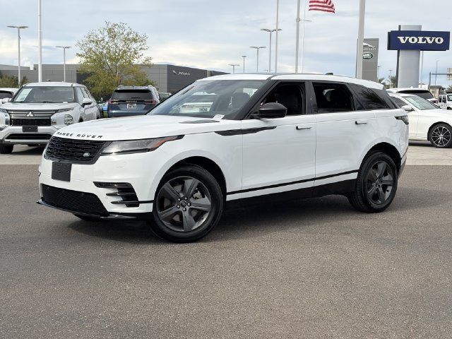 Used 2025 Land Rover Range Rover Velar Dynamic SE AWD/4WD image 2