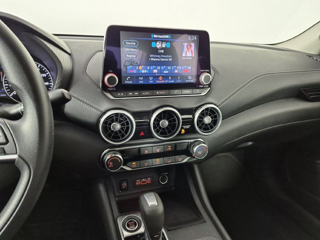 Used 2025 Nissan Sentra SV FWD image 22