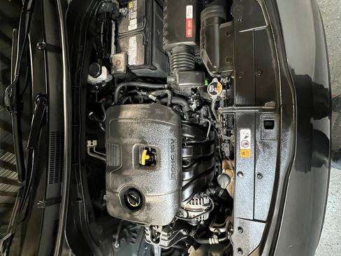 Used 2021 Kia Soul LX FWD image 11