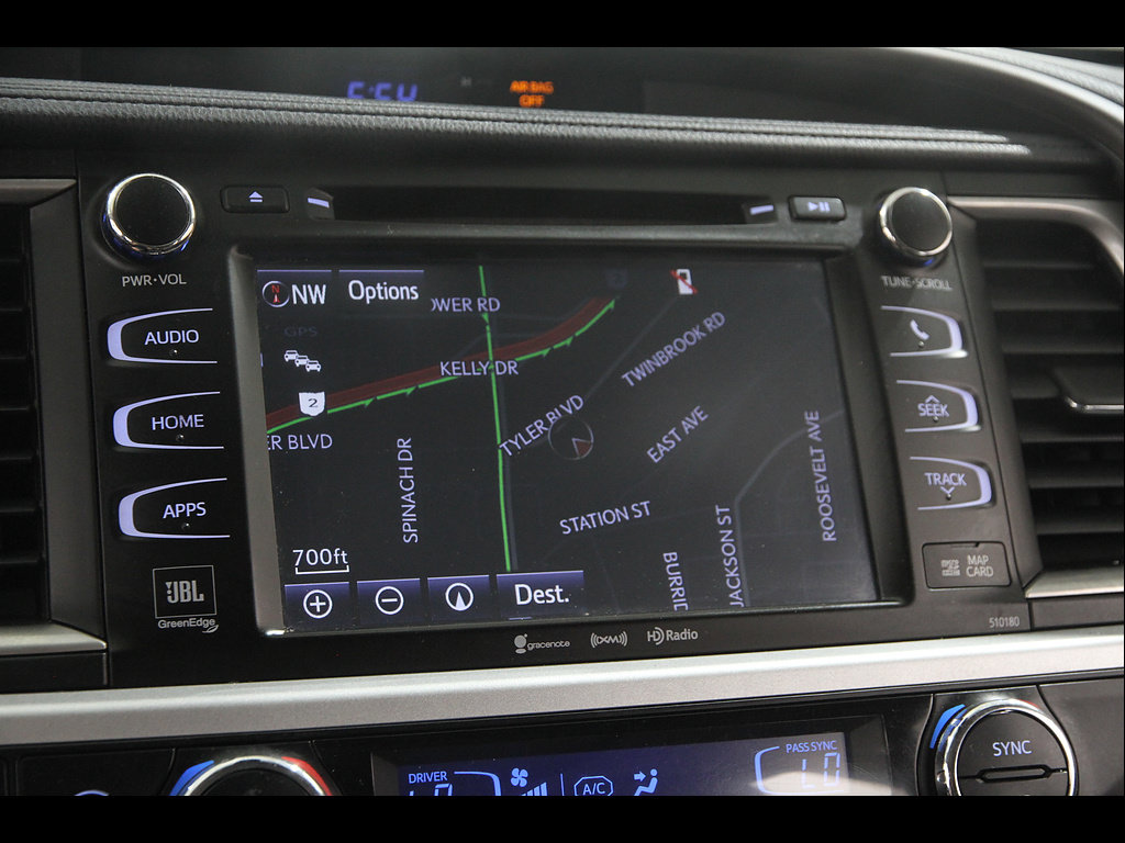 Used 2017 Toyota Highlander Limited AWD/4WD image 12