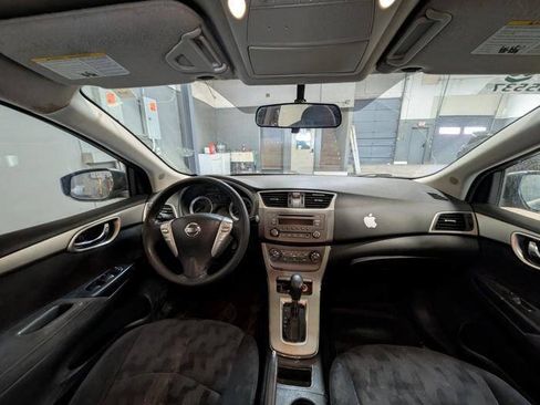 Used 2013 Nissan Sentra SV FWD image 32