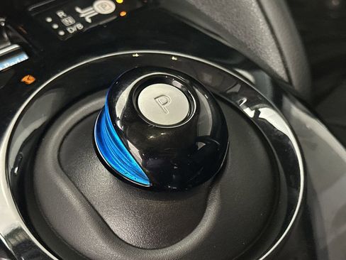 Used 2022 Nissan Leaf SV Plus image 20