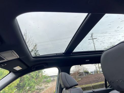 New 2025 Honda Pilot Black Edition image 30