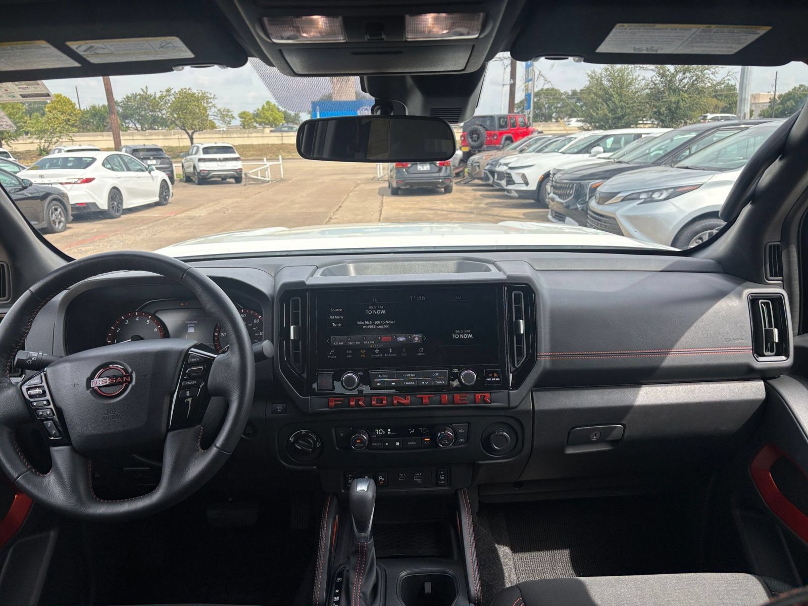 Used 2026 Nissan Frontier PRO-4X AWD/4WD image 32