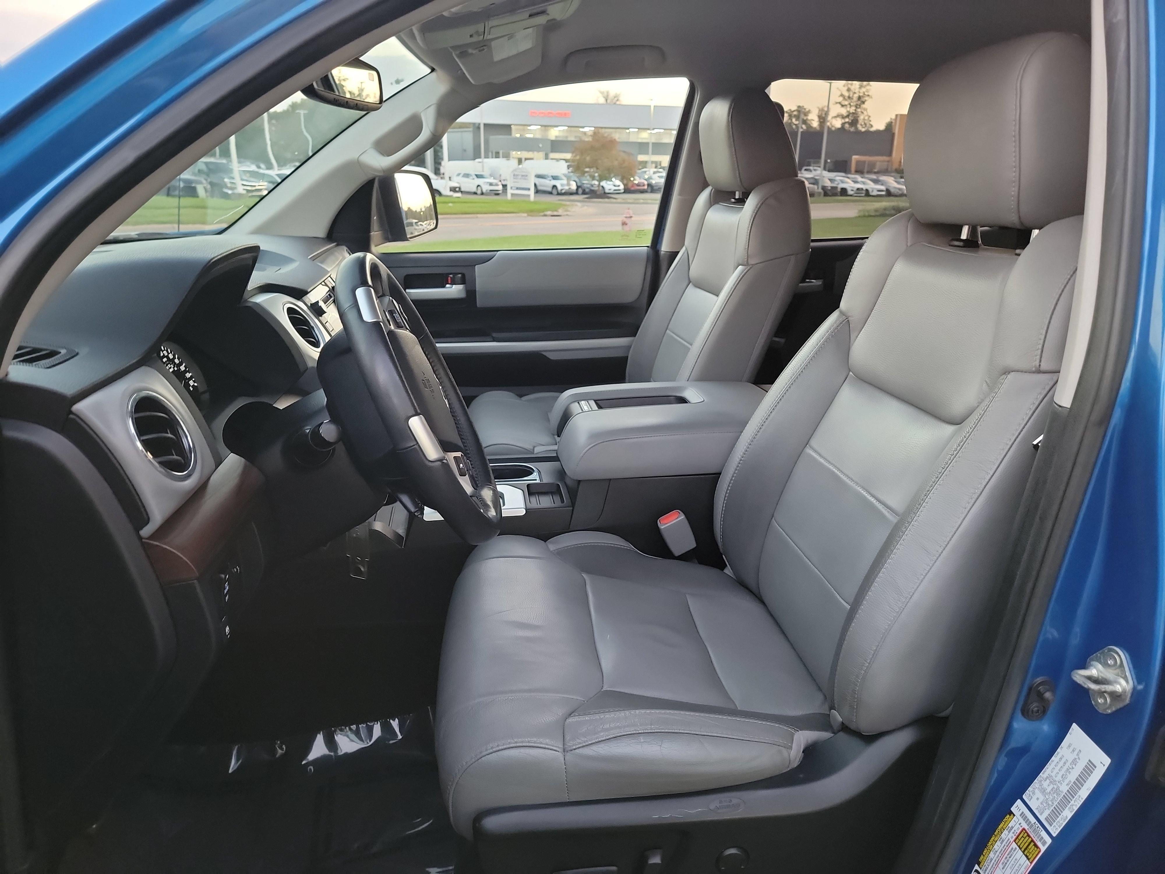 Used 2018 Toyota Tundra Limited AWD/4WD image 12