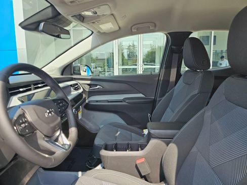 New 2027 Chevrolet Bolt LT w/ Comfort Package FWD image 24