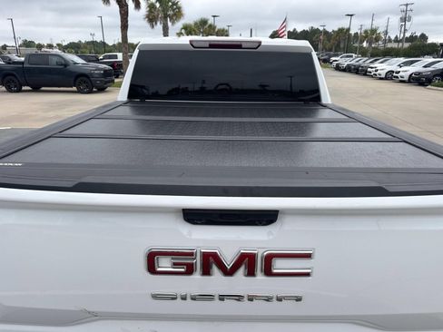 Used 2024 GMC Sierra 1500 Pro w/ Pro Value Package AWD/4WD image 8