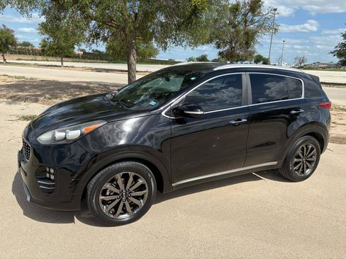 Used 2018 Kia Sportage EX w/ EX Sport Appearance Package FWD image 2