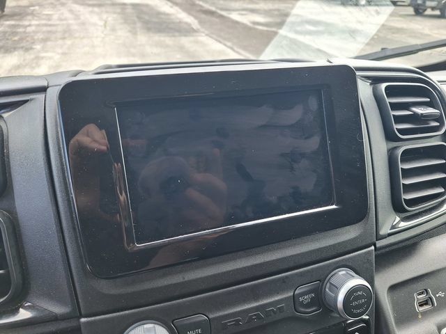 Used 2025 RAM ProMaster 2500 w/ U-Haul Equipment Group FWD image 50