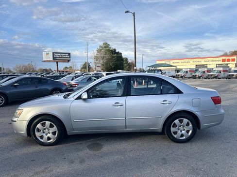 Used 2010 Hyundai Sonata GLS image 8