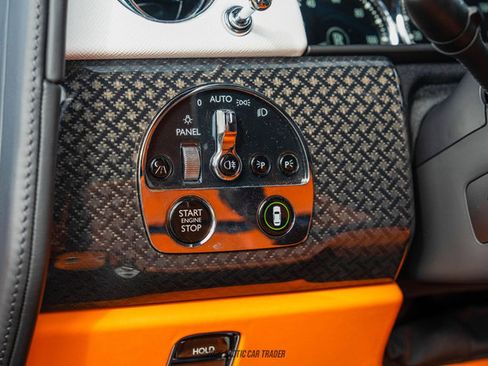 Used 2023 Rolls-Royce Cullinan Black Badge w/ Leather Finishing Pack image 33