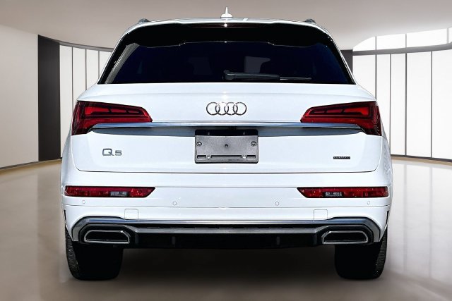 Used 2024 Audi Q5 2.0T Premium Plus w/ Premium Plus Package AWD/4WD image 6
