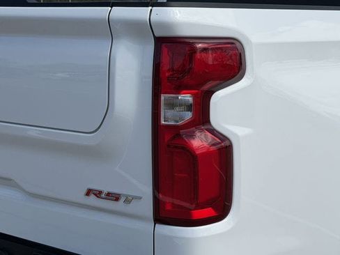 Used 2023 Chevrolet Silverado 1500 RST w/ Z71 Off-Road Package image 7