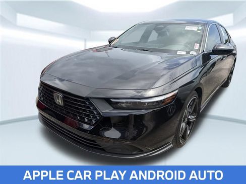 Used 2023 Honda Accord Sport image 2