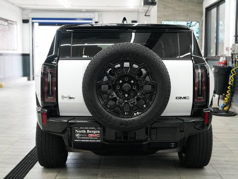 Used 2024 GMC Hummer EV 2X AWD/4WD image 7