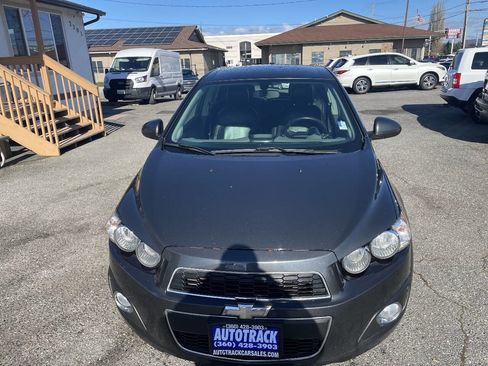 Used 2015 Chevrolet Sonic LTZ image 2