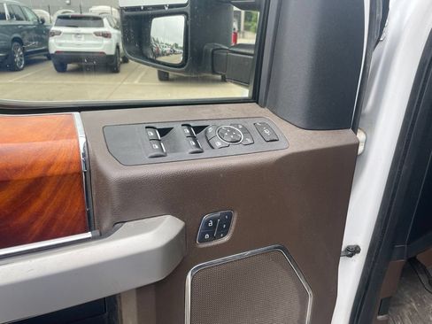 Used 2017 Ford F350 King Ranch w/ FX4 Off-Road Package AWD/4WD image 12