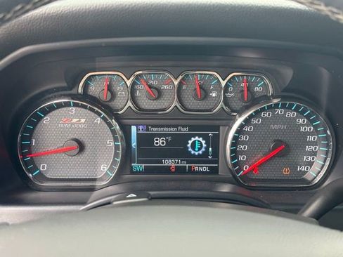 Used 2017 Chevrolet Silverado 1500 LT w/ All Star Edition AWD/4WD image 7