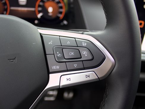 New 2026 Volkswagen Atlas Peak Edition image 17