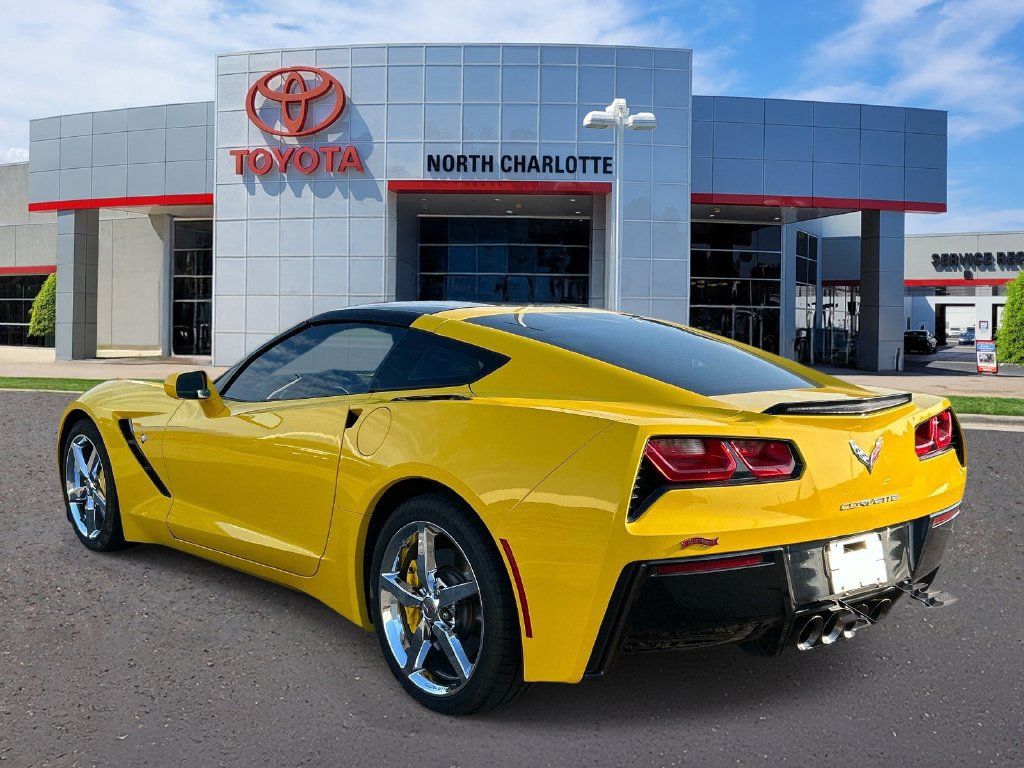 Used 2014 Chevrolet Corvette Stingray Coupe w/ 3LT Preferred Equipment Group RWD image 4
