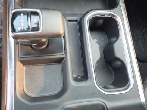 Used 2023 Chevrolet Silverado 1500 High Country w/ LPO, Dark Essentials Package AWD/4WD image 9