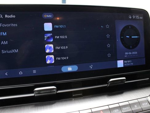 Used 2025 Hyundai Kona SEL FWD image 2