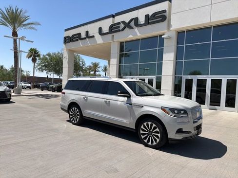 Used 2024 Lincoln Navigator L Reserve AWD/4WD image 1