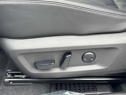 New 2026 Nissan Rogue Platinum w/ Platinum Premium Package image 23