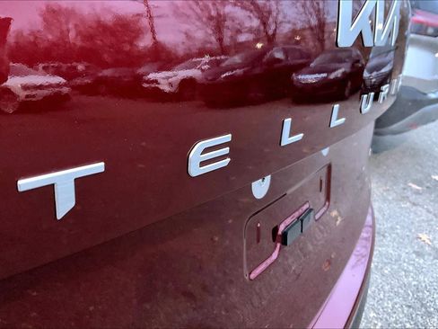 Used 2024 Kia Telluride EX X-Line image 9