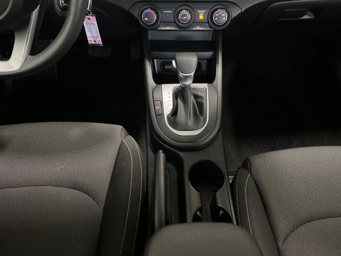Used 2023 Kia Forte LXS w/ LXS Technology Package FWD image 10