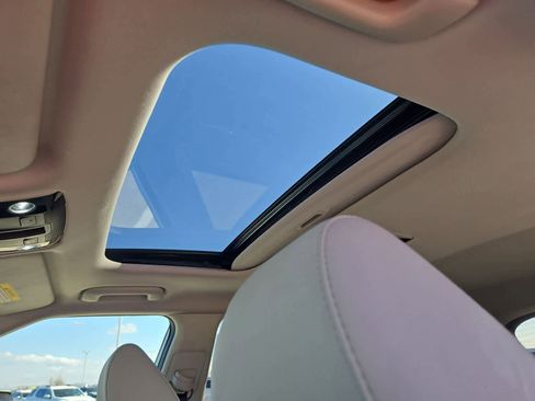 Certified 2021 Kia Seltos EX image 18