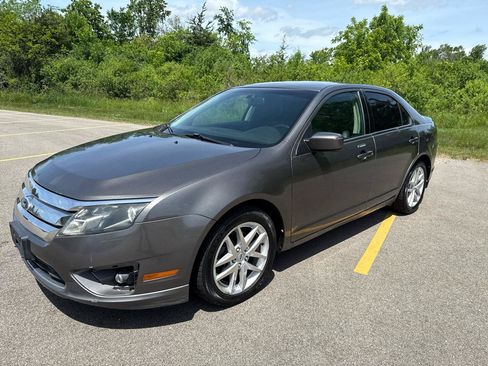 Used 2010 Ford Fusion SEL FWD image 1