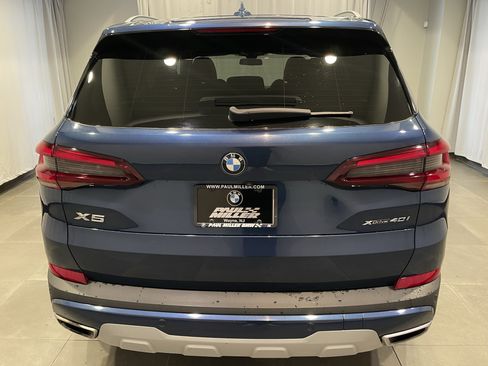 Certified 2022 BMW X5 xDrive40i w/ Climate Comfort Package AWD/4WD image 5
