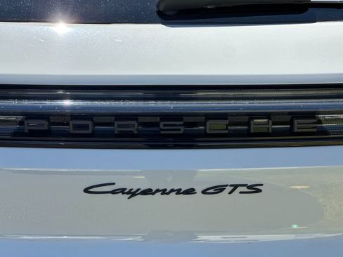 Certified 2025 Porsche Cayenne GTS AWD/4WD image 32