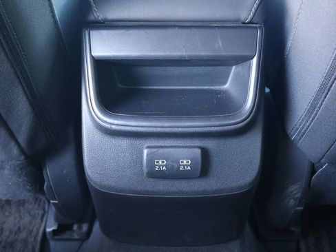 Used 2021 Subaru Outback Premium image 25