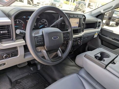 Used 2024 Ford F350 XL image 7