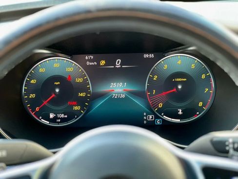 Used 2021 Mercedes-Benz C 300 4MATIC Sedan image 21