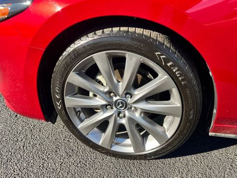 Used 2019 MAZDA MAZDA3 Sedan w/ Preferred Package image 10