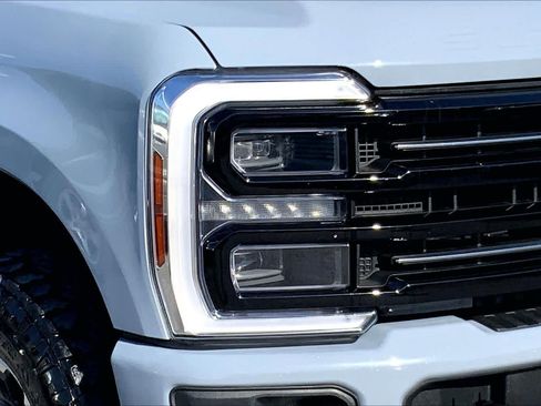 Used 2025 Ford F250 Platinum w/ Tremor Off-Road Package AWD/4WD image 25