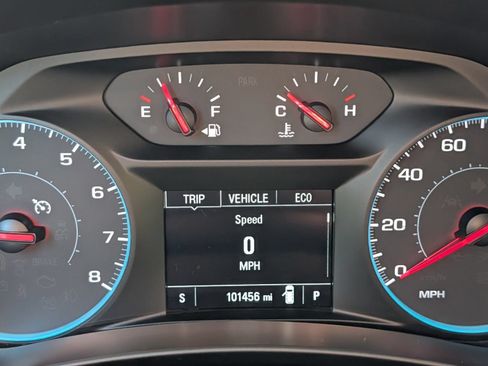 Used 2018 Chevrolet Equinox LT AWD/4WD image 26