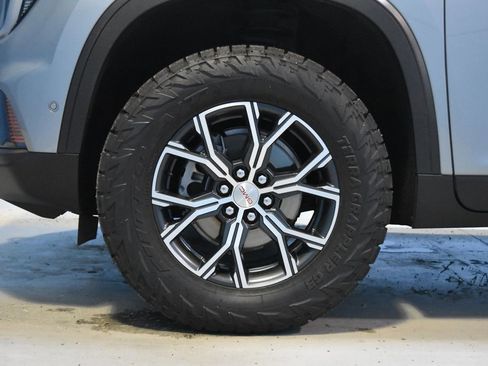 Used 2024 GMC Acadia AT4 w/ Super Cruise Package image 24