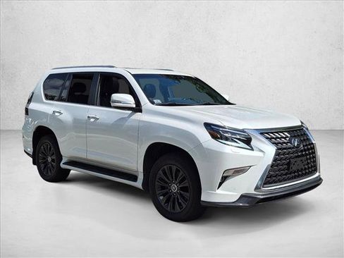Used 2023 Lexus GX 460 Luxury w/ Sport Design Package AWD/4WD image 3