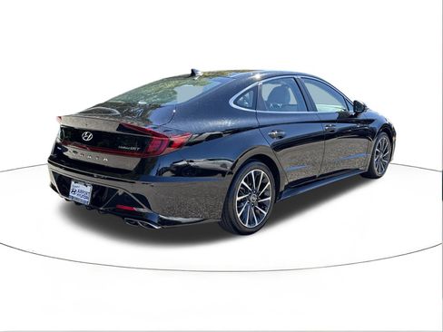 Used 2023 Hyundai Sonata Limited image 3
