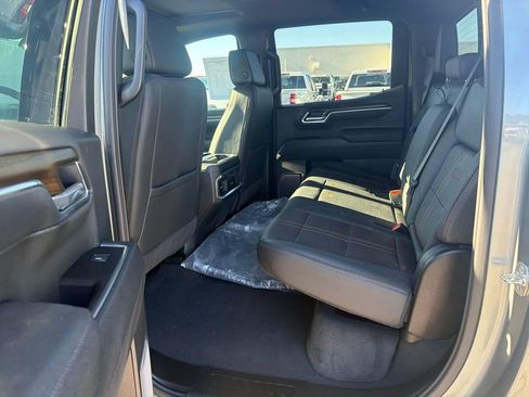 Certified 2026 Chevrolet Silverado 1500 High Country w/ Technology Package AWD/4WD image 33