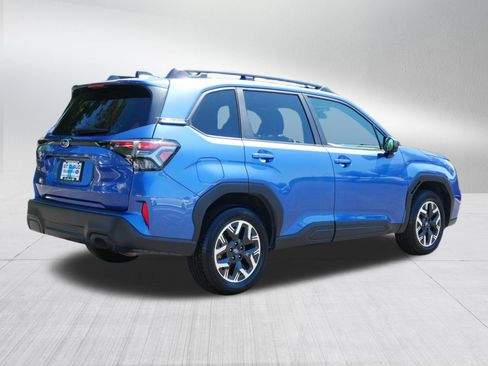 Used 2026 Subaru Forester Premium AWD/4WD image 7