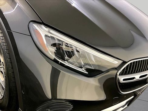 Used 2026 Mercedes-Benz GLC 300 4MATIC image 27