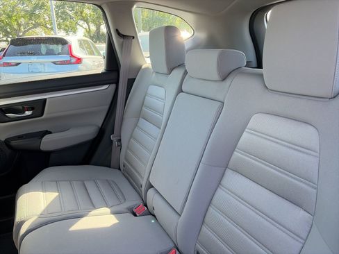 Used 2019 Honda CR-V LX image 9
