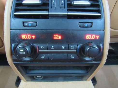 Used 2013 BMW ALPINA B7 xDrive w/ Driver Assistance Pkg image 29