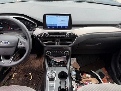Used 2020 Ford Escape SE FWD image 11