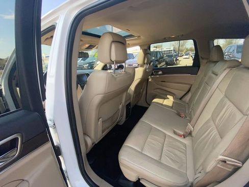 Used 2014 Jeep Grand Cherokee Limited AWD/4WD image 21